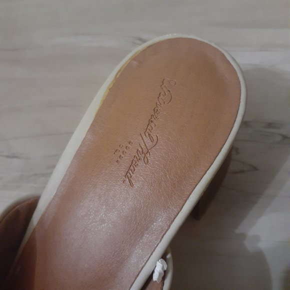 Vintage Mule Heels - Picture 5 of 6